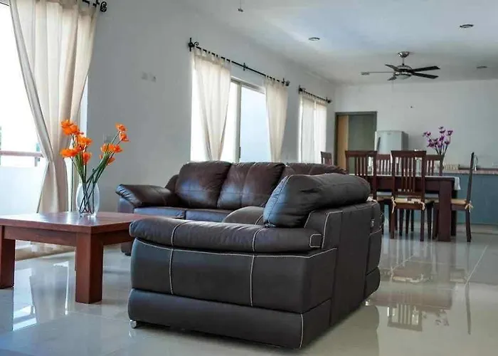 Mayan House 3*